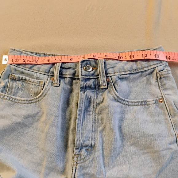 WILD FABLE Denim Jean CUTOFF SHORTS sz 2 - Picture 5 of 7